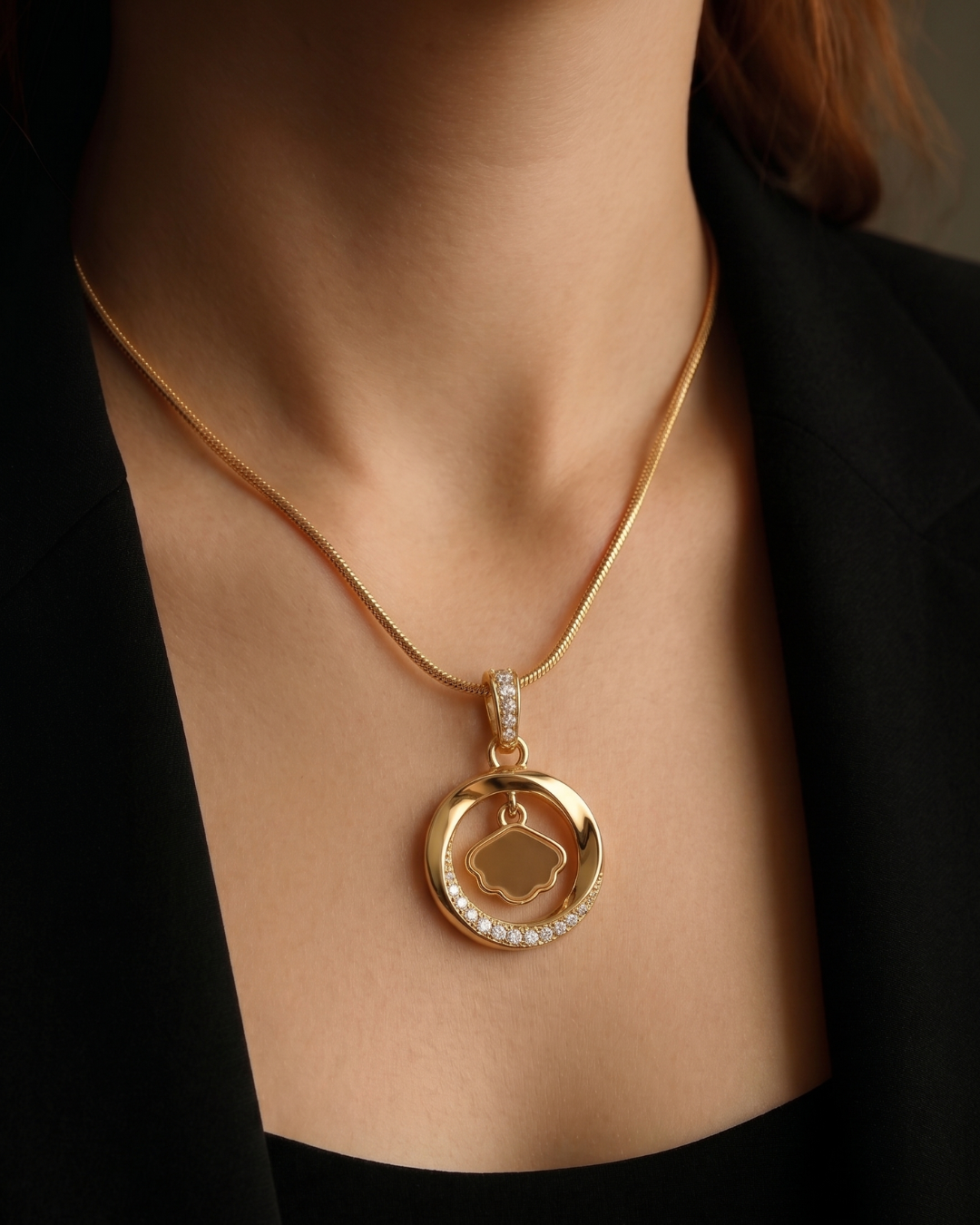Nova Shell Pendant