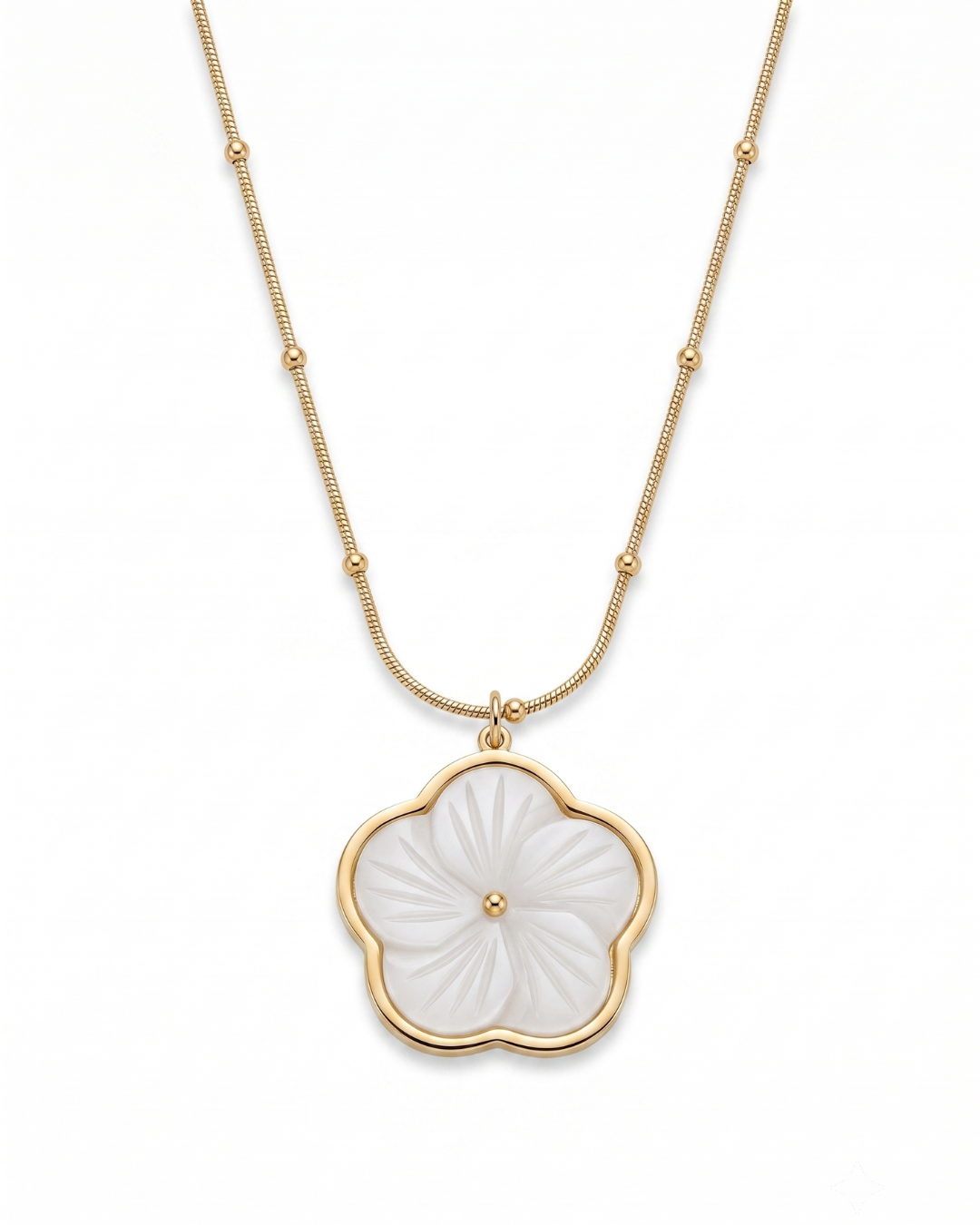 Blossom Mother of Pearl Flower Pendant Necklace