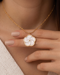 Blossom Mother of Pearl Flower Pendant Necklace